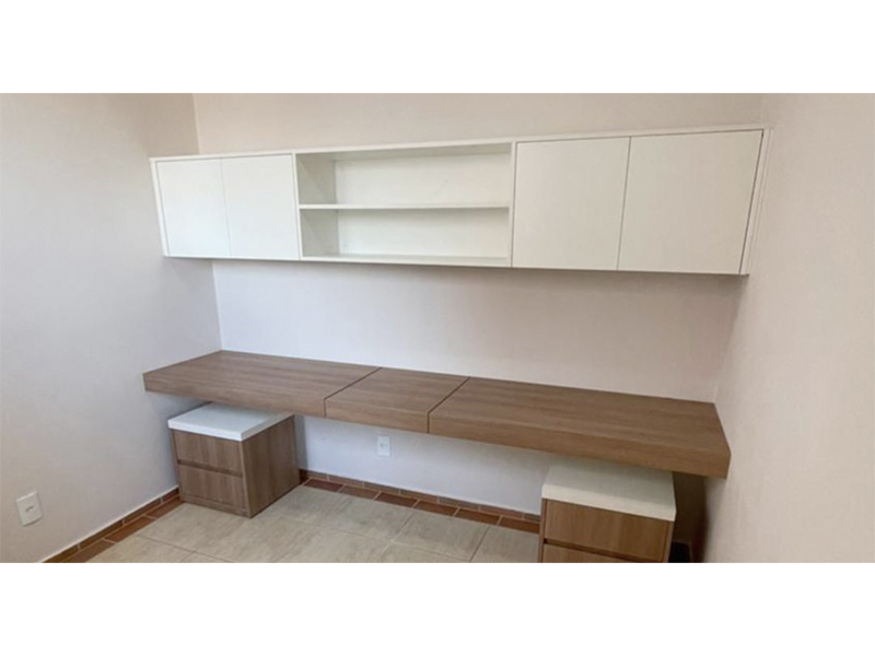Reforma Completa de Sobrado no Condomínio Vila Romana, em Indaiatuba/SP. Com 390 m² construídos e 400 m² de terreno. Modernização do imóvel e gestão completa. Modificações na marcenaria, revestimentos, iluminação e pintura. 
